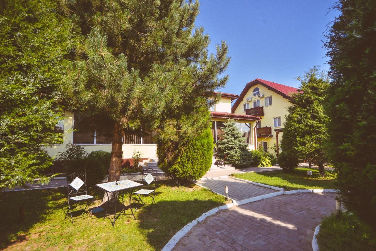 Pensiunea Ovidiu Crisan  Exterior foto